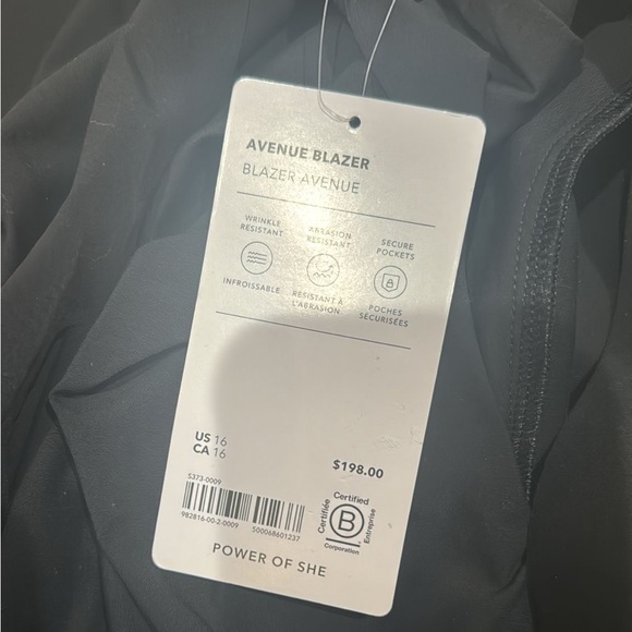 Athleta Avenue Blazer // Black #982816 - Picture 10 of 16